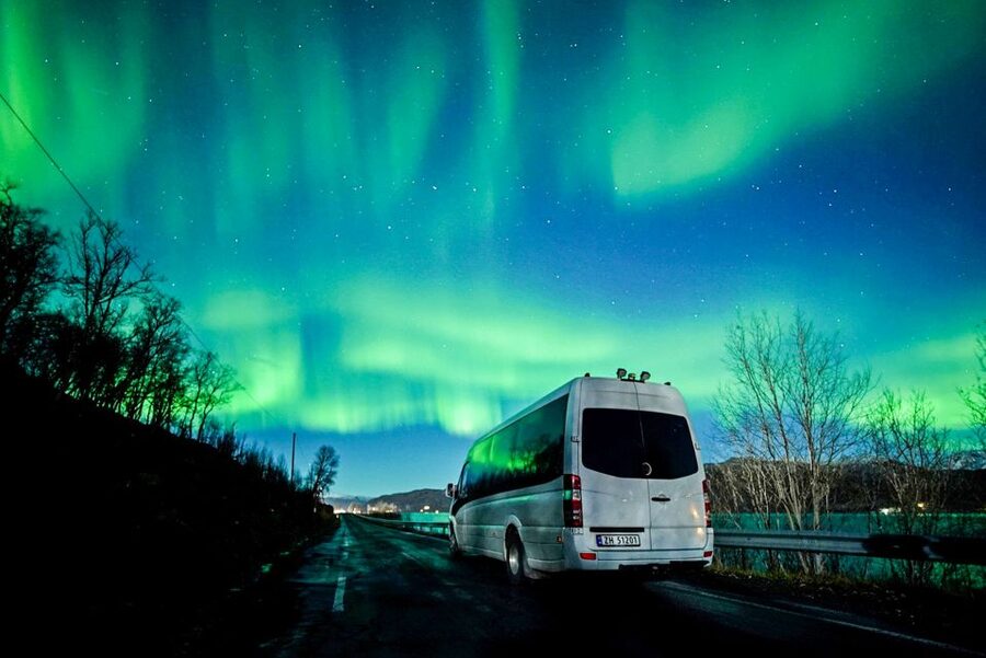 Tromsø: Northern Lights Chase with Photos and Bodysuits - Why this is a proper Northern Lights chase