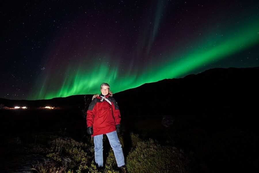 Tromsø: Northern Lights Chase with Photos and Bodysuits - Food, drinks, and the missing dinner