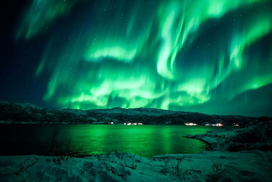 Tromsø: Northern Lights Chase with Photos and Bodysuits - Who should book this experience?