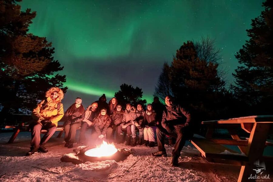 Tromsø: Northern Lights Chase with Photos and Guide - Two hours on the bus, then the search begins