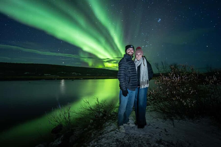 Tromsø: Northern Lights Hunt with Photos and Hot Food - Finding the right place under the right sky
