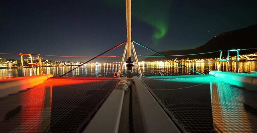 Tromsø: Northern Lights Luxury Catamaran Cruise - The crew can shape the night