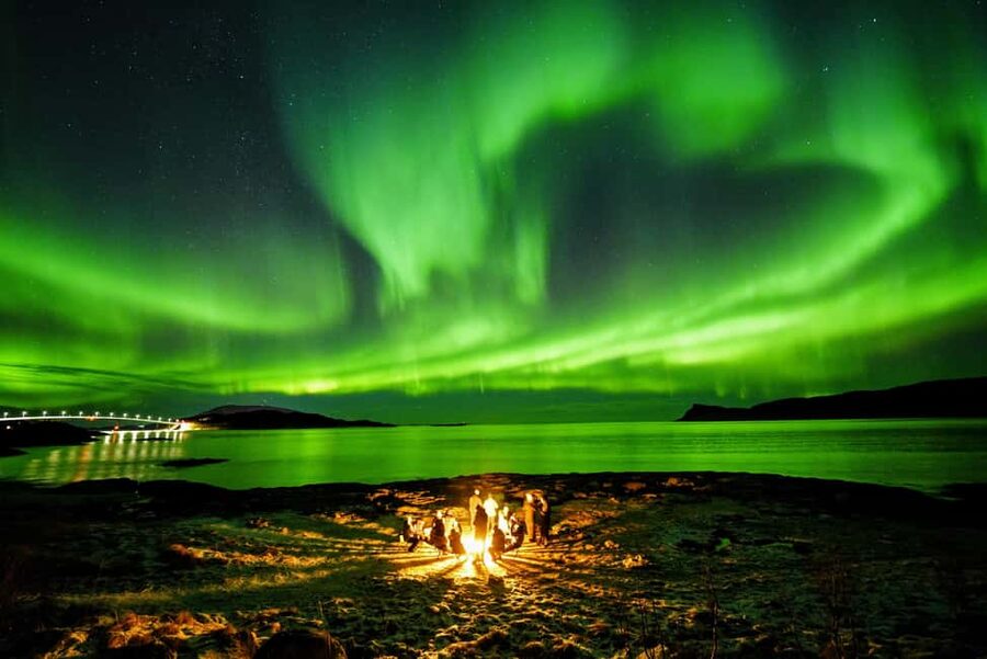 Tromsø: Northern Lights Pioneer Tour with Photos Included - Who should choose this tour