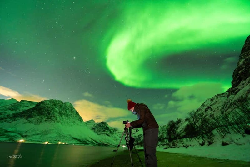 Tromsø: Northern Lights Safari with Expert Guides and Photos - How the guides shape the evening