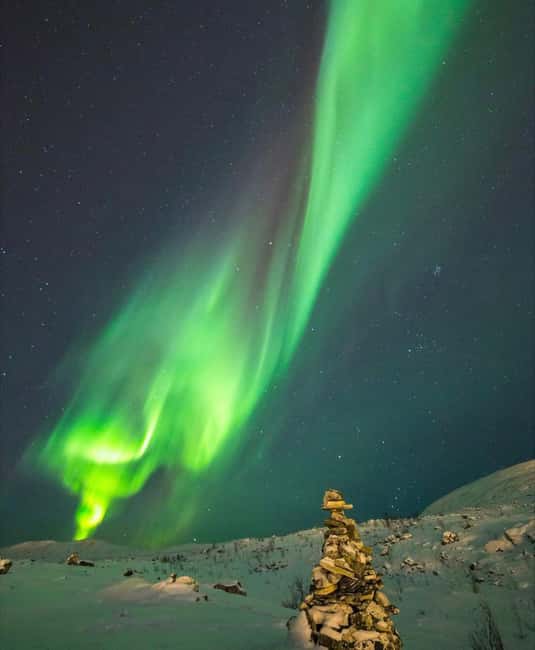 Tromsø: Northern Lights Tour by Experienced Local Guide - Why the included photos add real value
