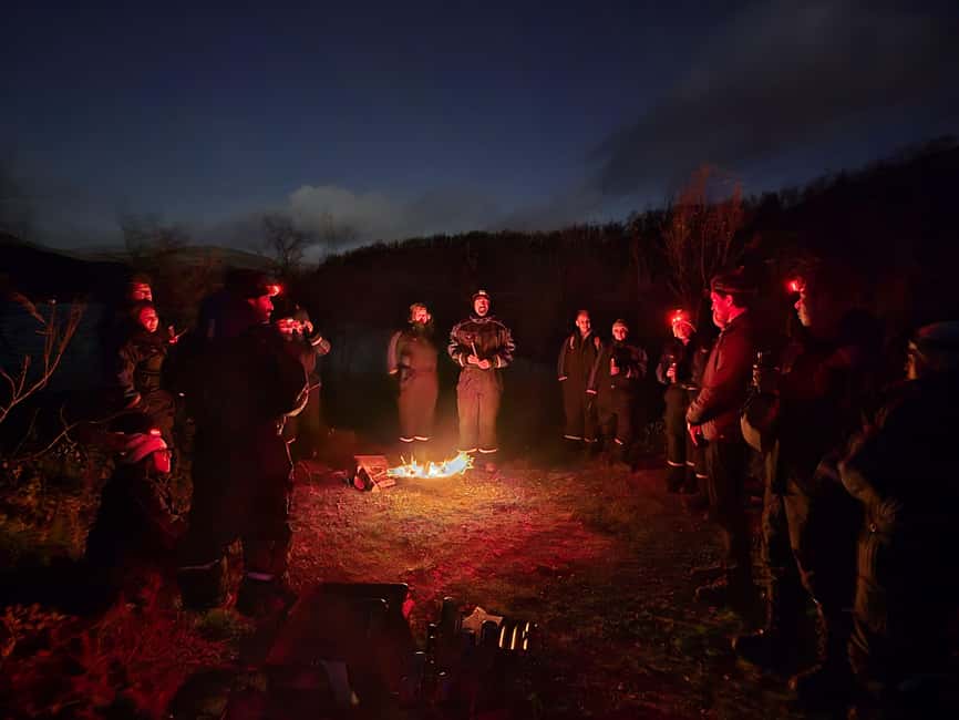 Tromsø: Northern Lights Tour in Glass Minibus with Dinner - Finding the aurora, without false promises