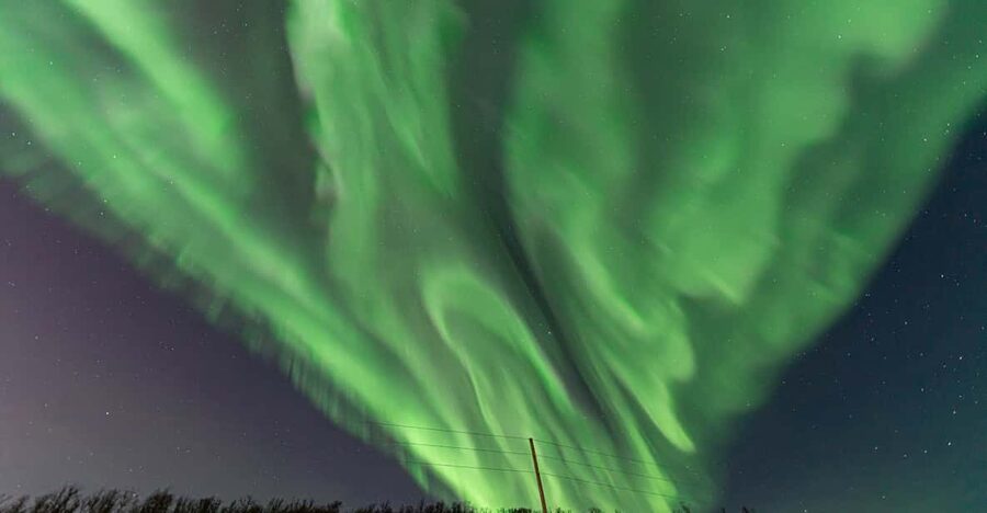 Tromsø: Northern Lights Tour w/Photo, Suits and Local Guide - Who should book this tour?