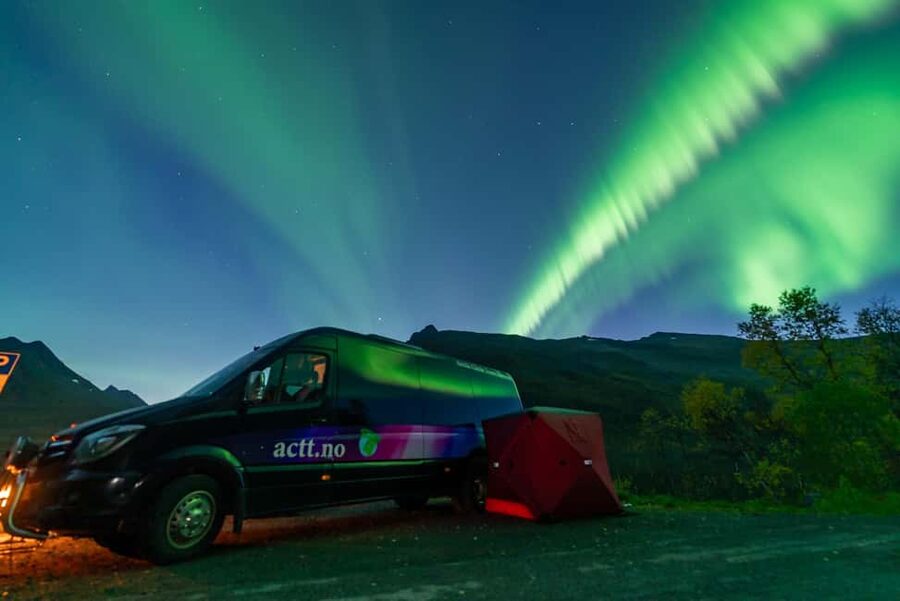 Tromsø: Northern Lights Tour with Photos, Hot Meal & Drinks - How the no-aurora promise works