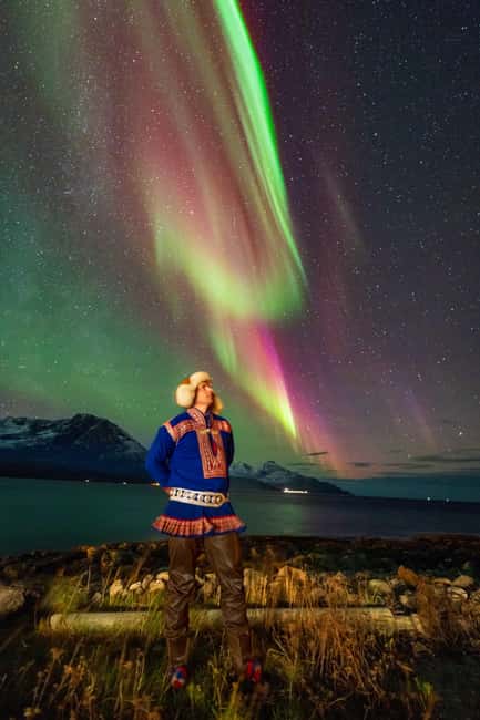 Tromsø: Northern Lights Tour with Sámi & local guides - What the evening feels like in practice