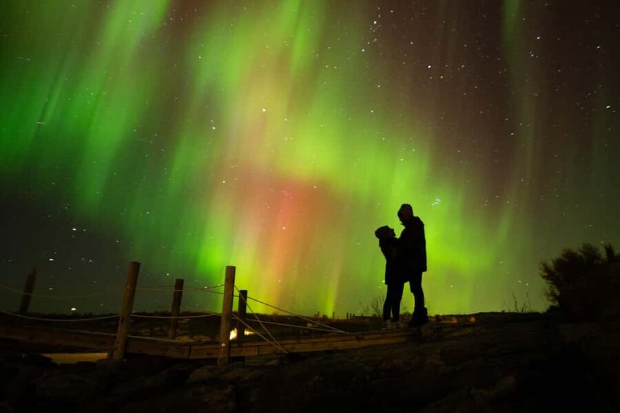 Tromso: Photograph the Northern Lights with an English/Spanish Photographer, Minibus - The minibus hunt and the value of moving around