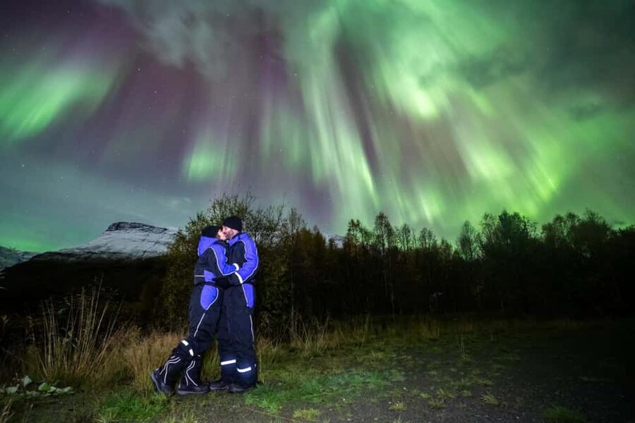 Tromsø: Premium Northern Lights Chase with Free Photos - Key points at a glance