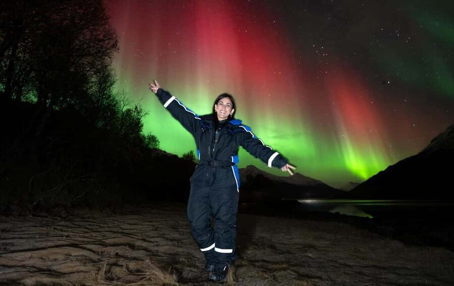Tromsø: Premium Northern Lights Chase with Free Photos - Campfire food and a proper Arctic pause