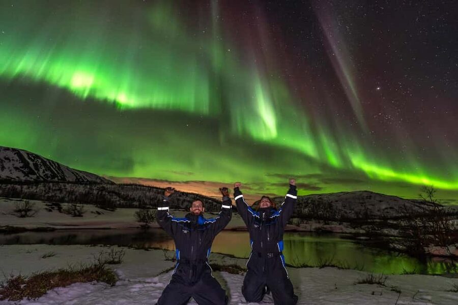 Tromsø: Premium Northern Lights Chase with Free Photos - Meeting at Scandic Ishavshotel