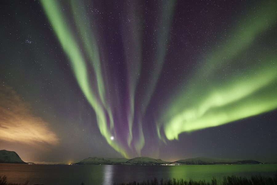 Tromsø: Private 6-Hour Aurora Chase by Minivan - Key points at a glance