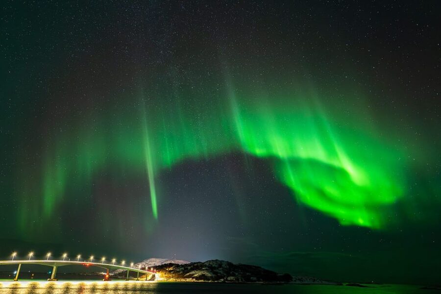 Tromsø: Small group Aurora Borealis - Chasing clear skies across the Tromsø area