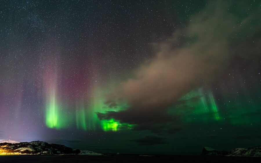 Tromsø: Small group Aurora Borealis - Guides who add value to the night