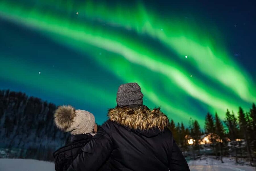 Tromsø: Unlimited Northern Lights Chase Across Borders - The first sky check and the route decision