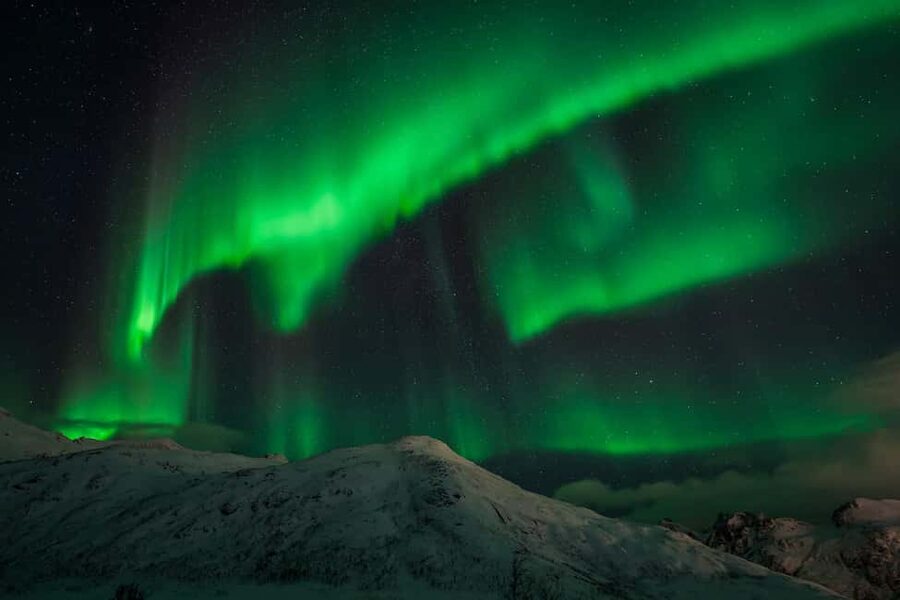 Tromsø: Unlimited Northern Lights Chase Across Borders - Your guide is also the photographer