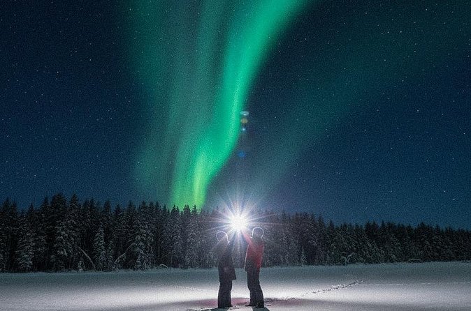 Ultimate Aurora Borealis Tour Rovaniemi - Staying warm at minus 25 degrees