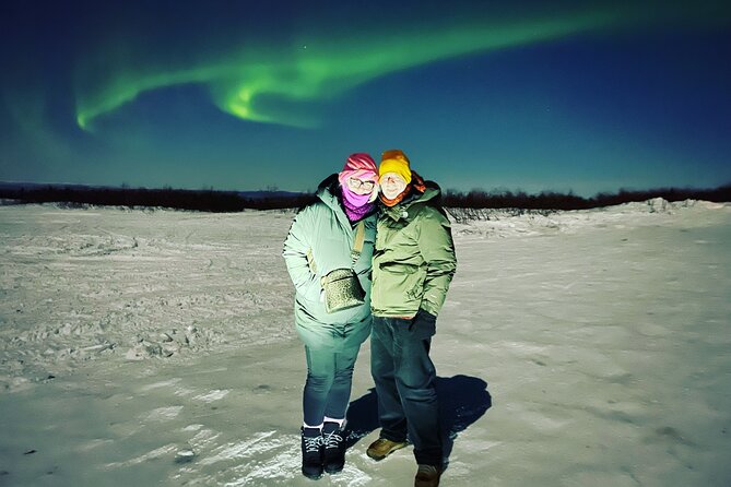 Vip Aurora Adventure from Fairbanks - Tea, cocoa, snacks, and the art of waiting