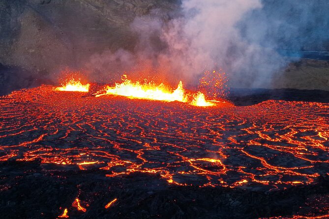 Volcano Hike & Northern Lights Combo Tour - Searching for the northern lights after 9:30 pm