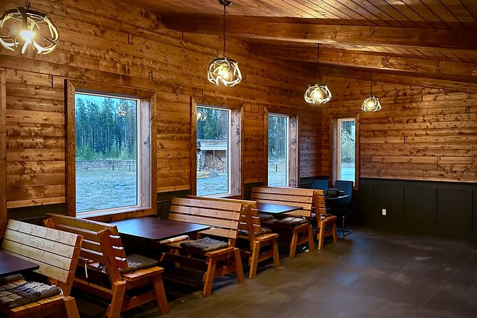 Whitehorse's Coziest Aurora Viewing Experience - What Happens at the Cabin