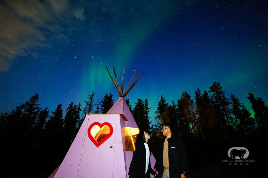 Yellowknife: 2 Nights Aurora Hunting and Viewing in Cabin - What the guides add to the night
