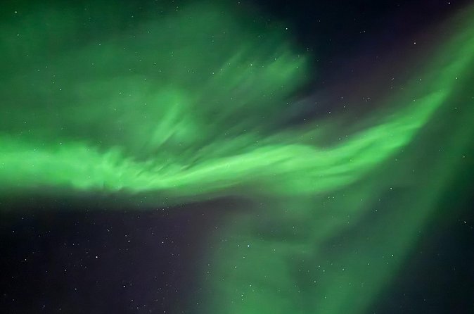 Yellowknife Aurora Hunting Tour - Following the sky beyond the city