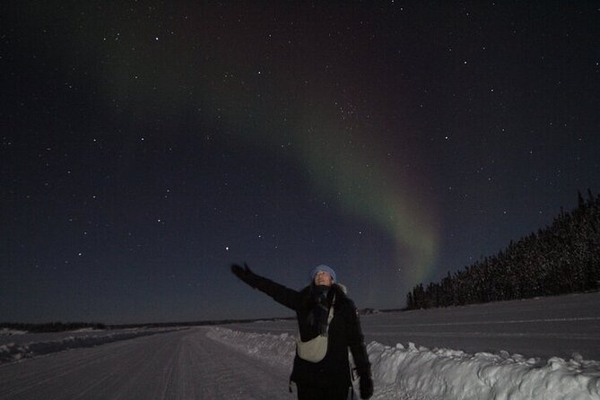 Yellowknife Aurora Hunting Tours by Bus - Stop 3: Pontoon Lake