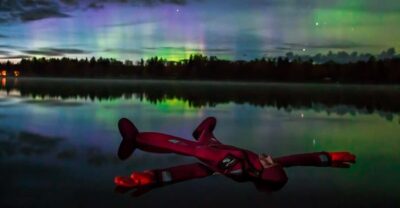 Ylläs: Northern Lights Ice-Floating Experience with Transfer